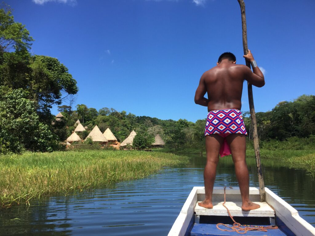 LP arriving with Embera
