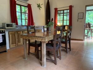 Istmo Bungalow Kitchen